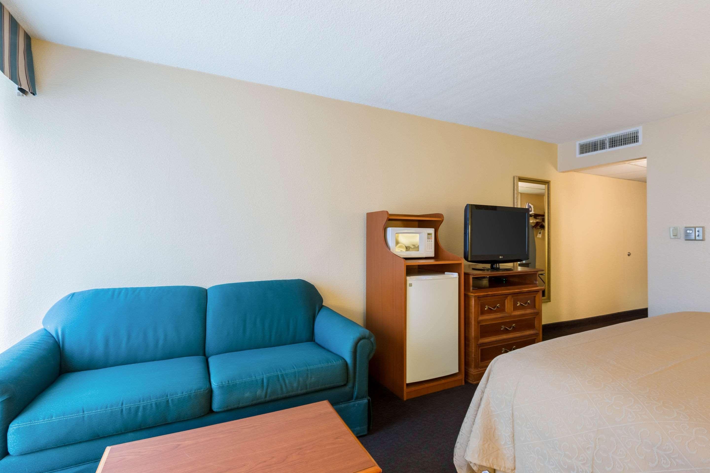 Quality Inn And Conference Center I-80 Grand Island Doniphan Exteriör bild