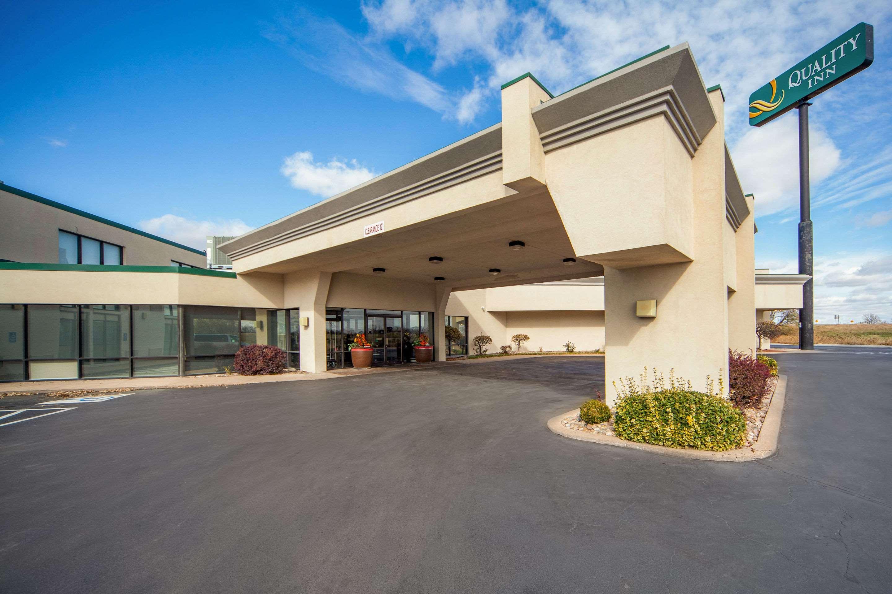 Quality Inn And Conference Center I-80 Grand Island Doniphan Exteriör bild