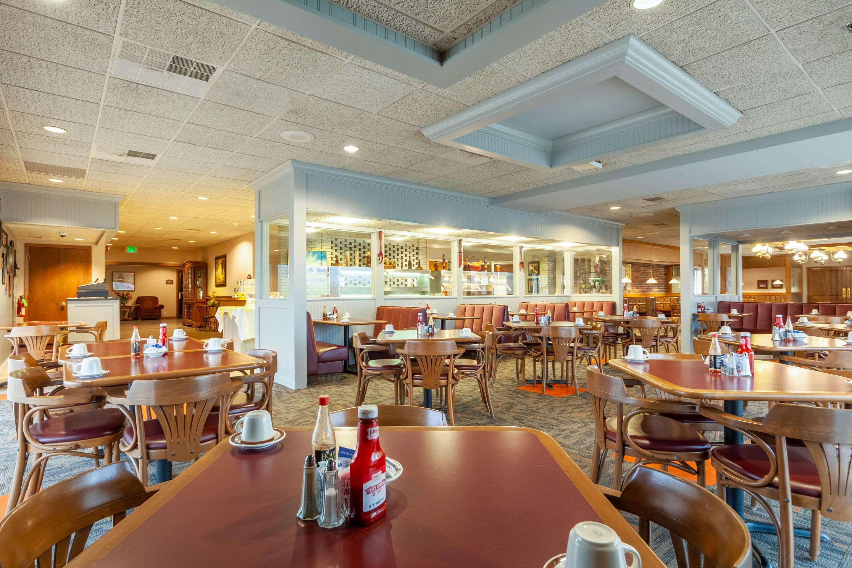 Quality Inn And Conference Center I-80 Grand Island Doniphan Exteriör bild