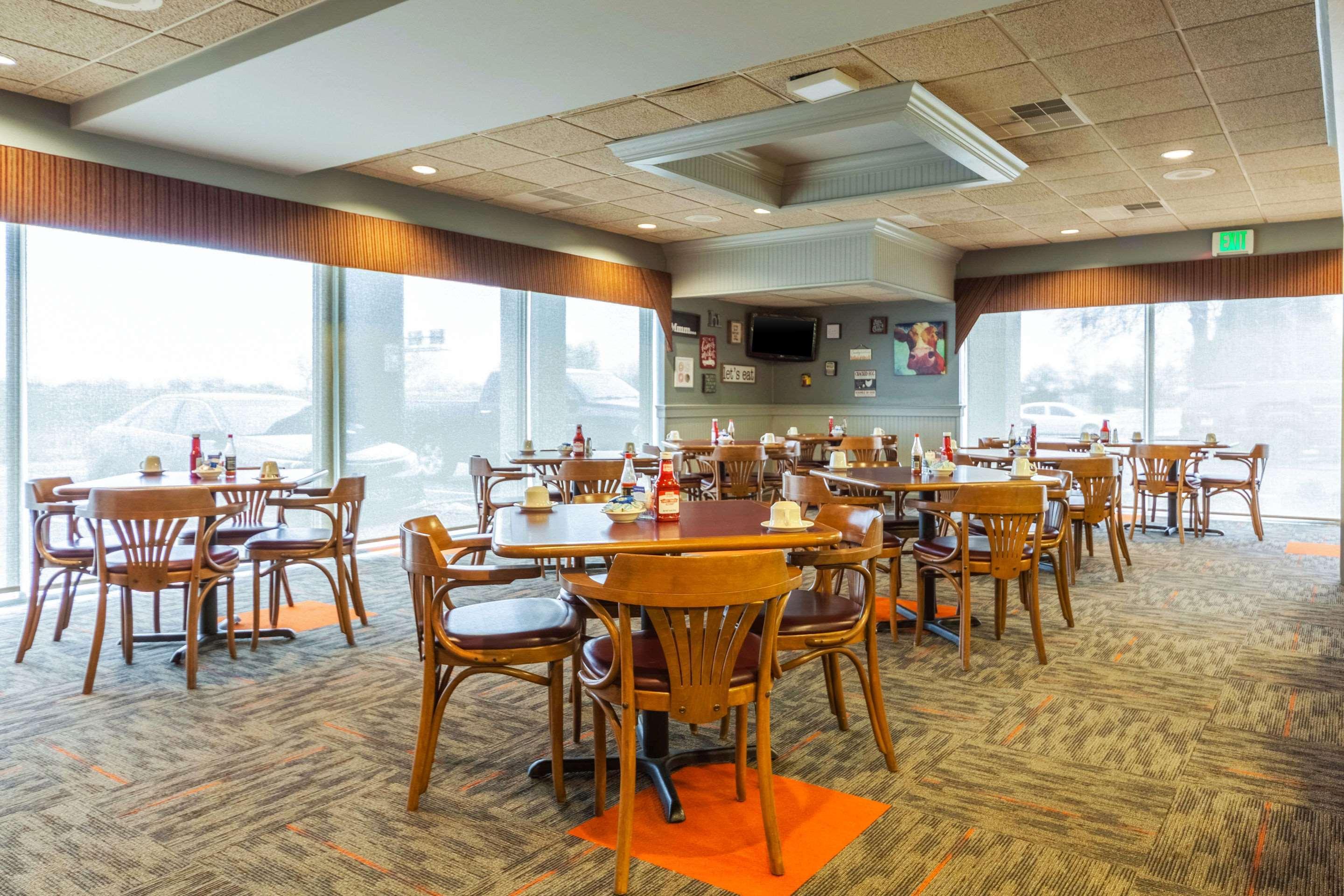 Quality Inn And Conference Center I-80 Grand Island Doniphan Exteriör bild