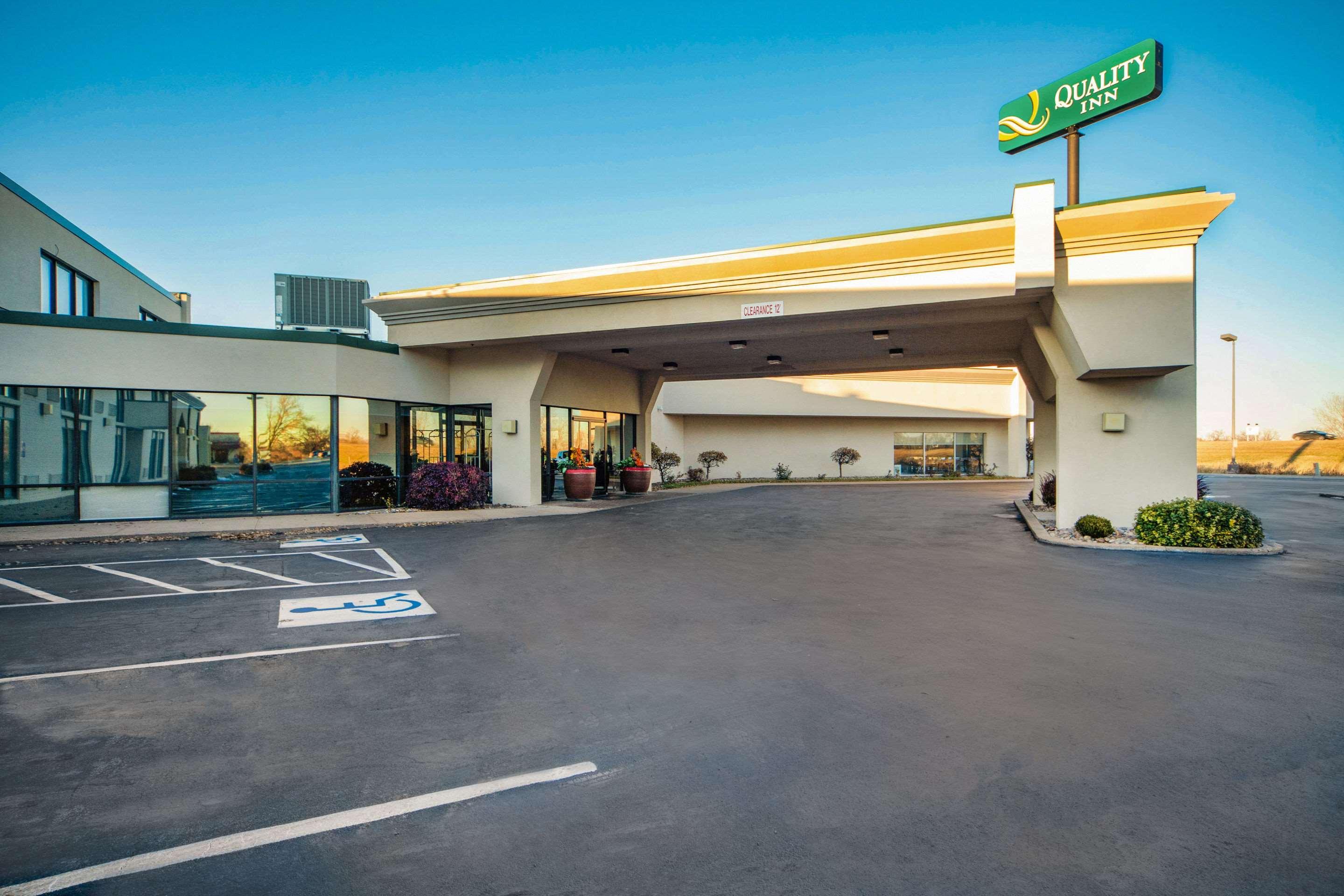 Quality Inn And Conference Center I-80 Grand Island Doniphan Exteriör bild